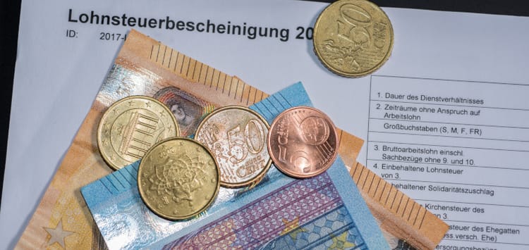 Lohnsteuerbescheinigung pentru români: ce este și de ce nu poți recupera taxe fără el?
